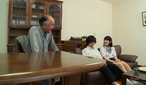 MDS-851 Aya Miyazaki, an innocent beautiful girl who has fallen in love with her boyfriend's dad - Miyazaki Aya